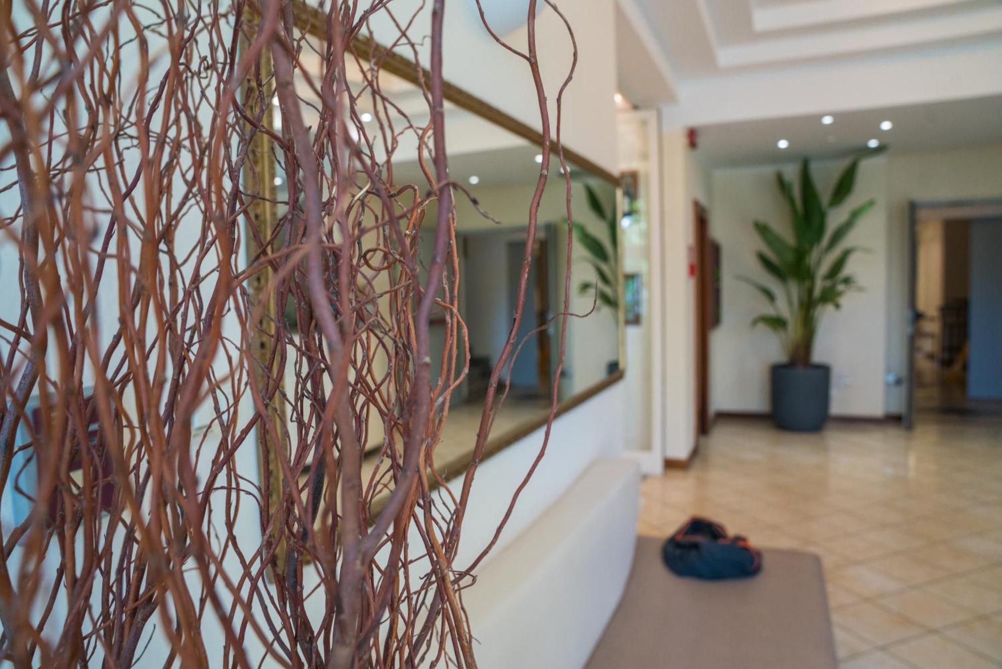 Hotel Europa Μιλάνο Μαριτίμα Εξωτερικό φωτογραφία
