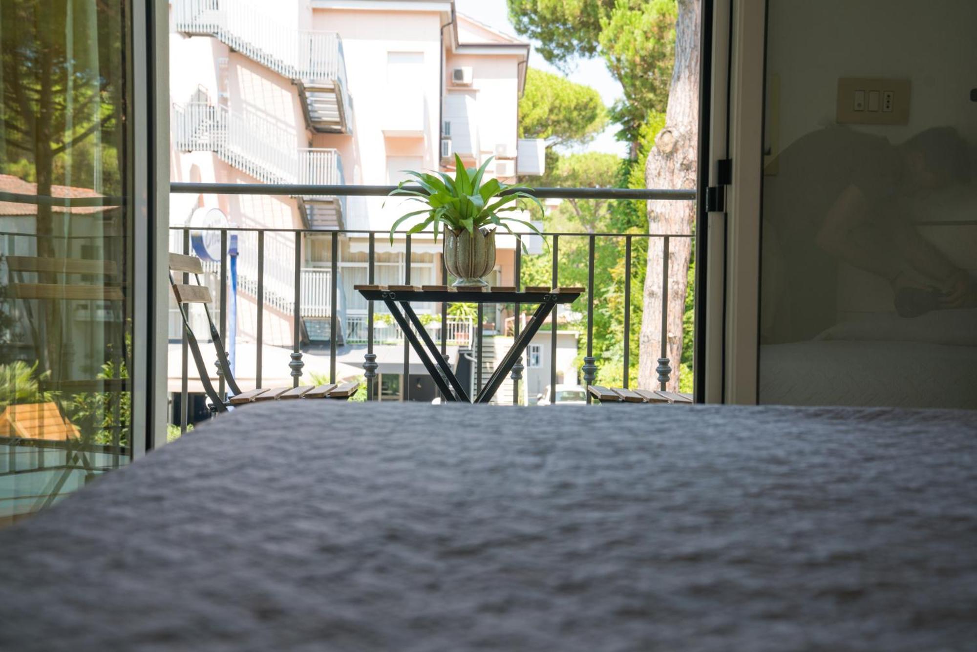 Hotel Europa Μιλάνο Μαριτίμα Εξωτερικό φωτογραφία