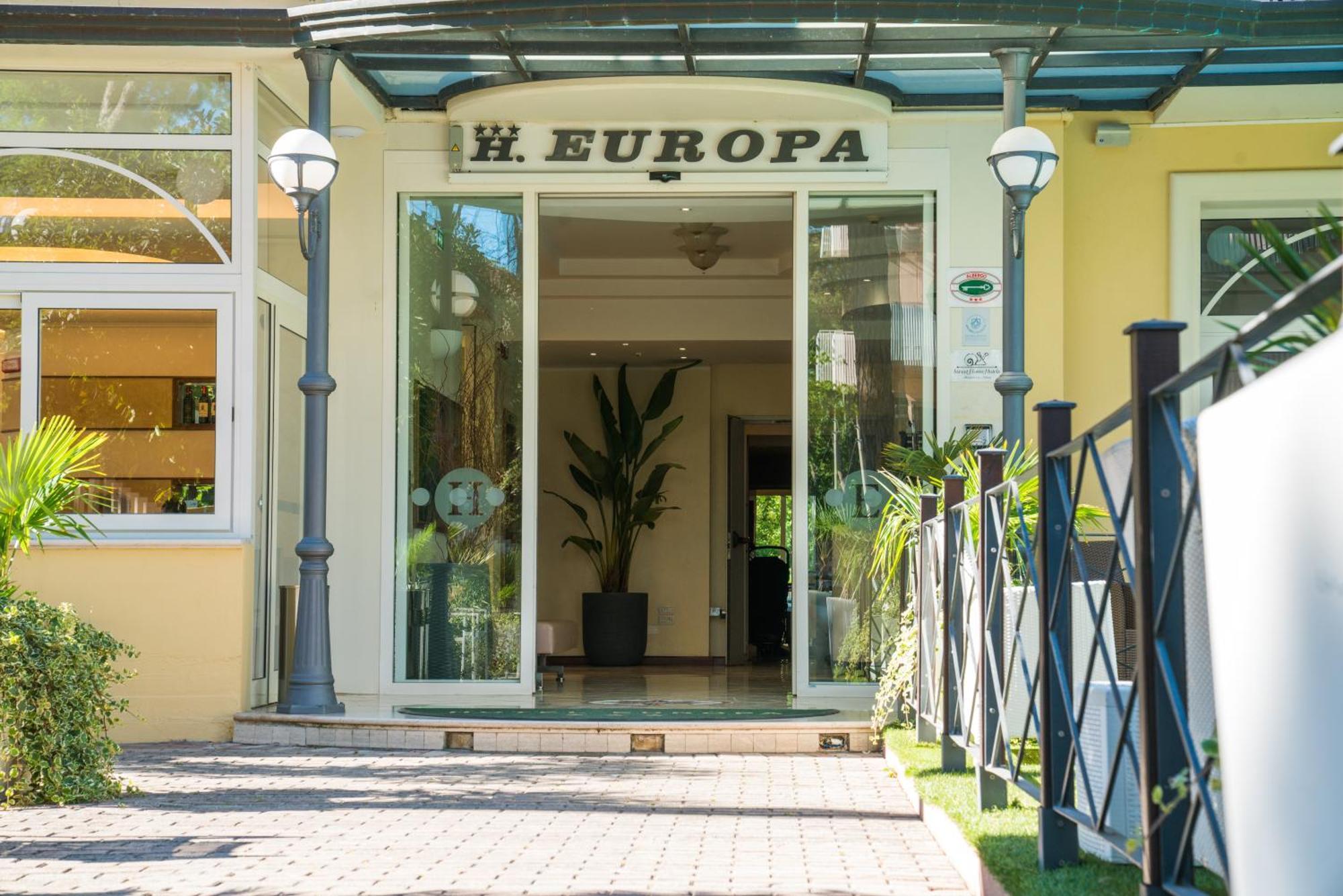Hotel Europa Μιλάνο Μαριτίμα Εξωτερικό φωτογραφία