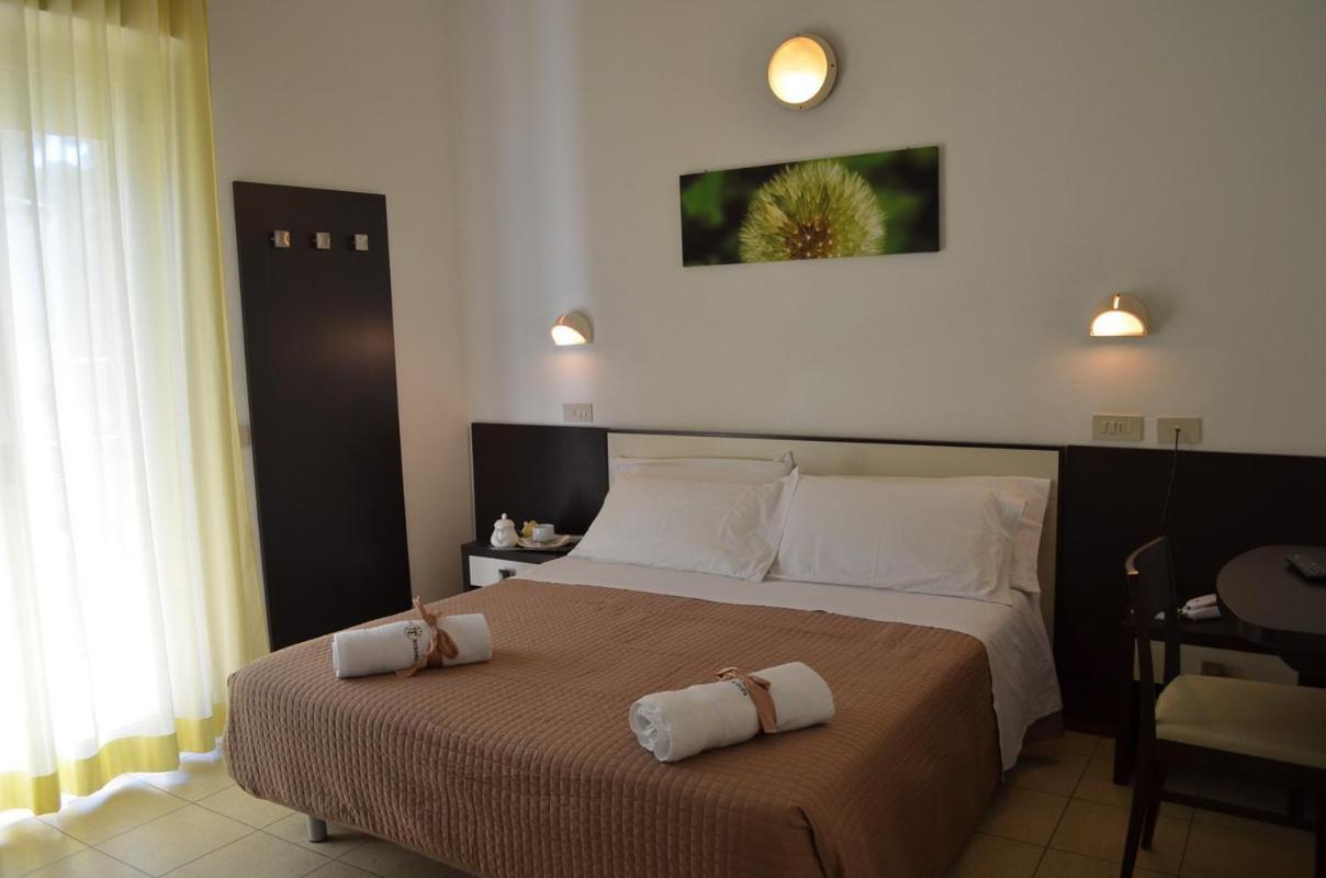 Hotel Europa Μιλάνο Μαριτίμα Δωμάτιο φωτογραφία